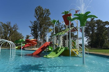Howard Johnson By Wyndham Ezeiza Convention Center