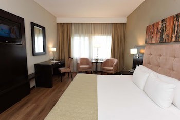 Howard Johnson By Wyndham Ezeiza Convention Center