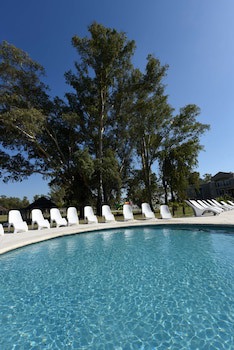 Howard Johnson By Wyndham Ezeiza Convention Center