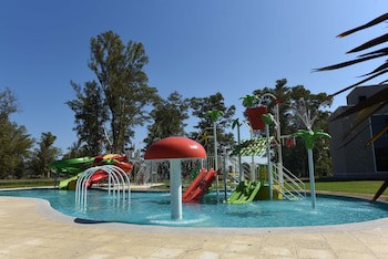 Howard Johnson By Wyndham Ezeiza Convention Center