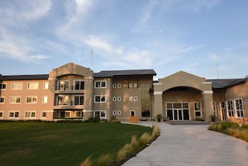 Howard Johnson By Wyndham Ezeiza Convention Center