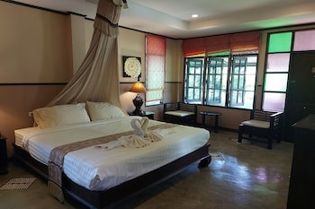 Baan Chai Thung