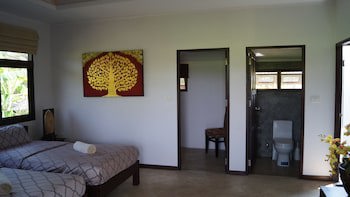 Baan Chai Thung