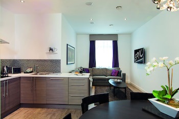 Epic Apart Hotel - Seel Street