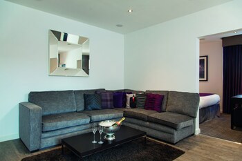 Epic Apart Hotel - Seel Street
