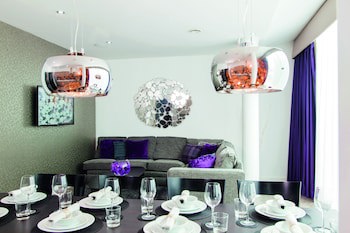 Epic Apart Hotel - Seel Street