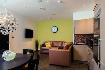 Epic Apart Hotel - Seel Street