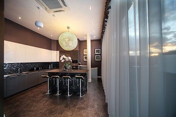 Epic Apart Hotel - Seel Street