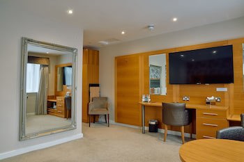 Briar Court Hotel
