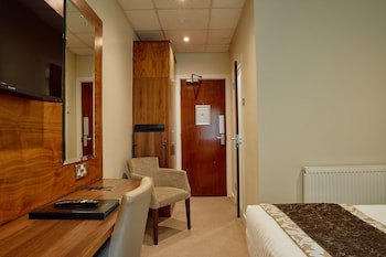 Briar Court Hotel
