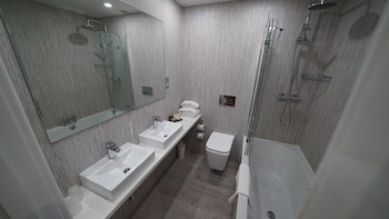 Briar Court Hotel