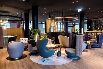 Motel One Frankfurt-Messe galeri fotoğrafı