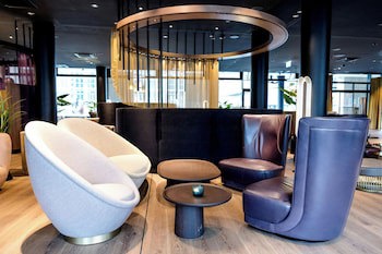 Motel One Frankfurt-Messe galeri fotoğrafı