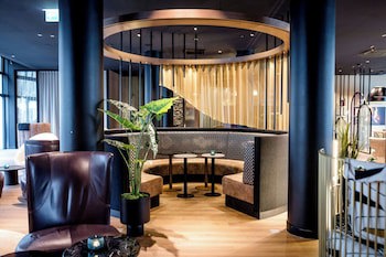 Motel One Frankfurt-Messe galeri fotoğrafı