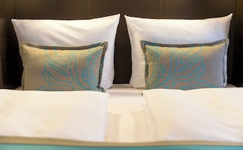 Motel One Frankfurt-Messe galeri fotoğrafı