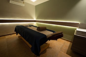 Hycinth Hotels