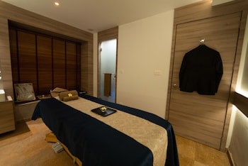 Hycinth Hotels