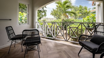 Blue Bay Lodges