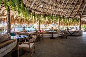 Blue Bay Lodges