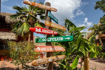 Blue Bay Lodges