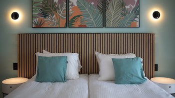 Blue Bay Lodges