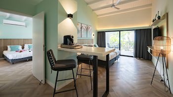 Blue Bay Lodges