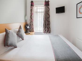 Oyo London Guest House