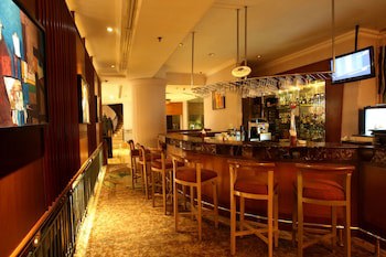 Grand Candi Hotel