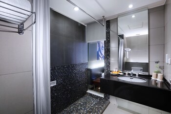 Grand Candi Hotel