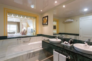 Bahia Principe Luxury Bouganville - Adults Only - All Inclusive