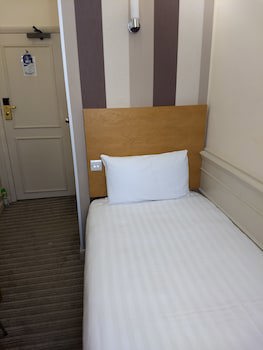 Garden Court Hotel