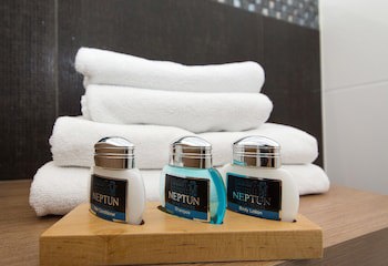 Apart Neptun