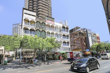 Bangkok Hub Hostel
