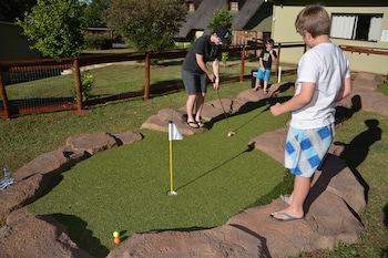Gooderson Monks Cowl Golf Resort