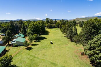 Gooderson Monks Cowl Golf Resort