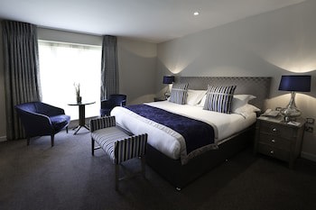 Sandford Springs Hotel & Golf Club