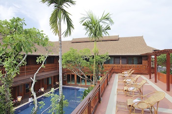 Baan U Sabai Boutique House