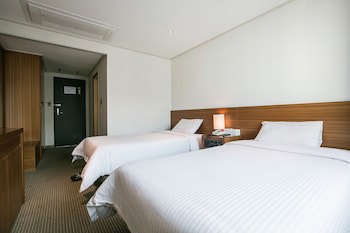Busan Tourist Hotel