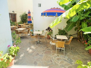 Anthemis Hotel