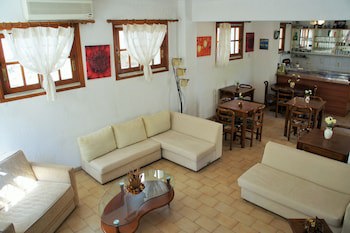 Anthemis Hotel