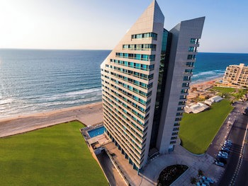 Herbert Samuel Okeanos Suites Herzilya