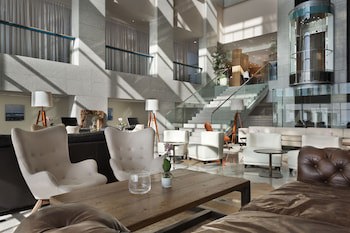 Herbert Samuel Okeanos Suites Herzilya