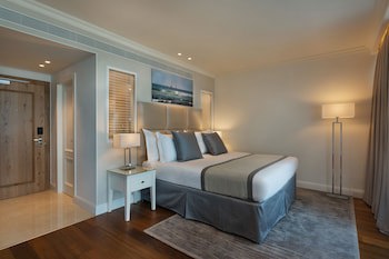 Herbert Samuel Okeanos Suites Herzilya