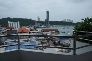 Grand Hotel