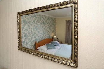 Dorset Hotel