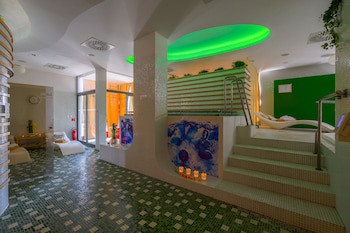 Business Hotel Astrum Laus