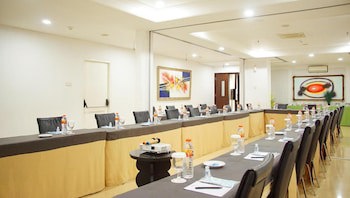 D'primahotel Mega Kuningan