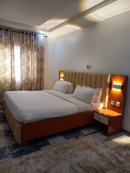 3J's Hotel Ltd