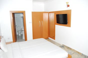 3J's Hotel Ltd