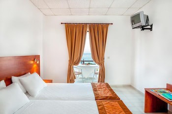Xenios Dolphin Beach Hotel galeri fotoğrafı